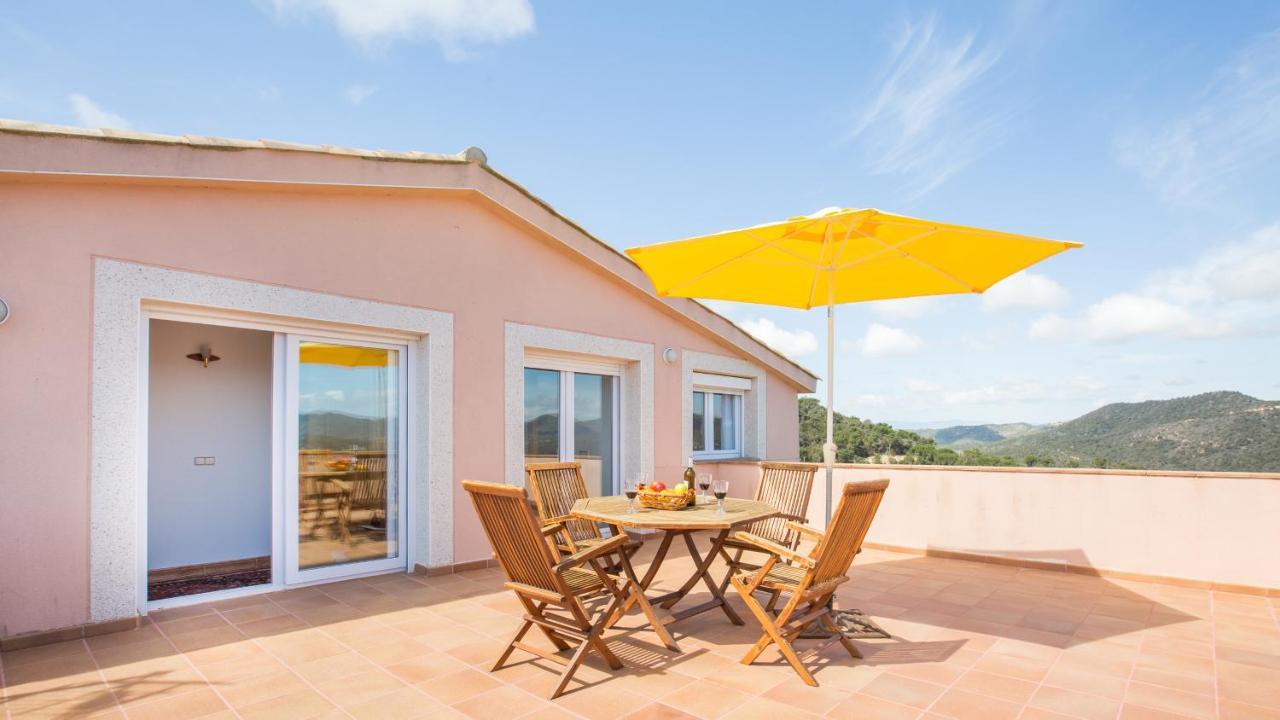 Villa Angel - *